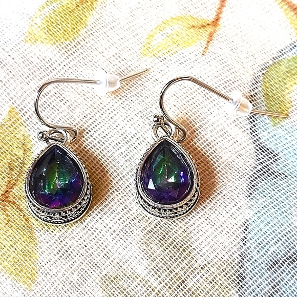 Mystic Topaz Purple Blue Green Rainbow Teardrop Pierced Silver Tone Earrings NEW - Picture 4 of 12